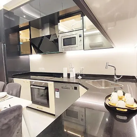 Yekta Trade Center Apartamento *