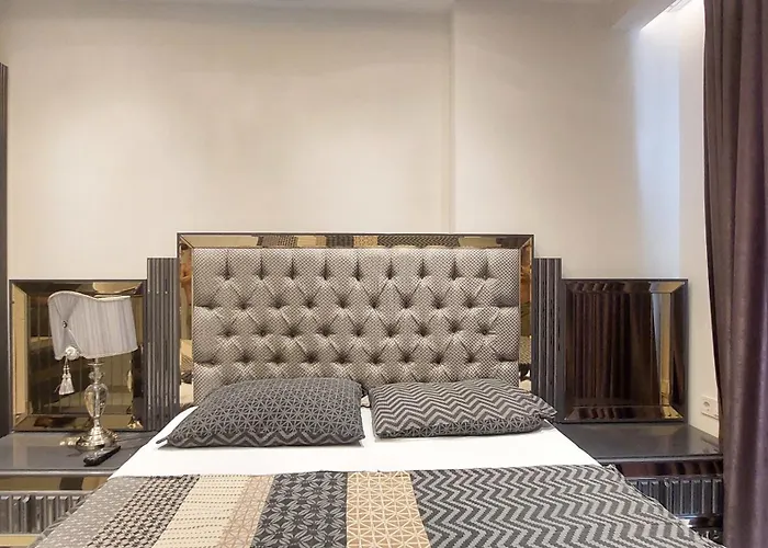 Yekta Trade Center Apartment *