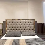 Yekta Trade Center Apartment *