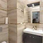 Yekta Trade Center Apartamento *